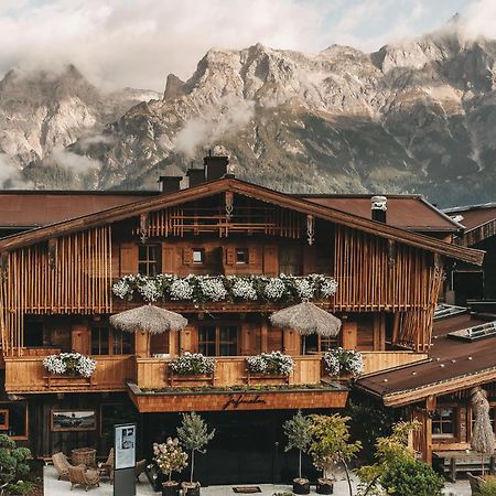 Jufenalm Boho Hotel & Restaurant Maria Alm am Steinernen Meer Bagian luar foto