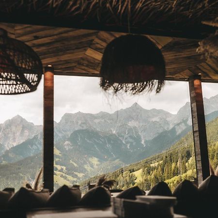 Jufenalm Boho Hotel & Restaurant Maria Alm am Steinernen Meer Bagian luar foto