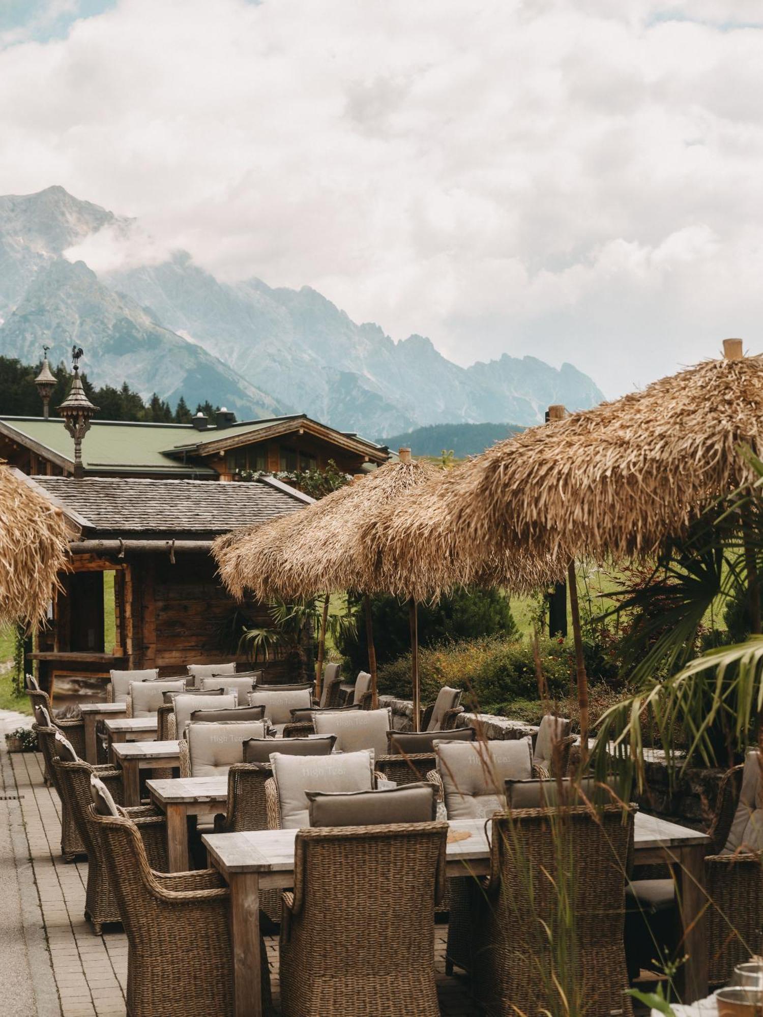 Jufenalm Boho Hotel & Restaurant Maria Alm am Steinernen Meer Bagian luar foto